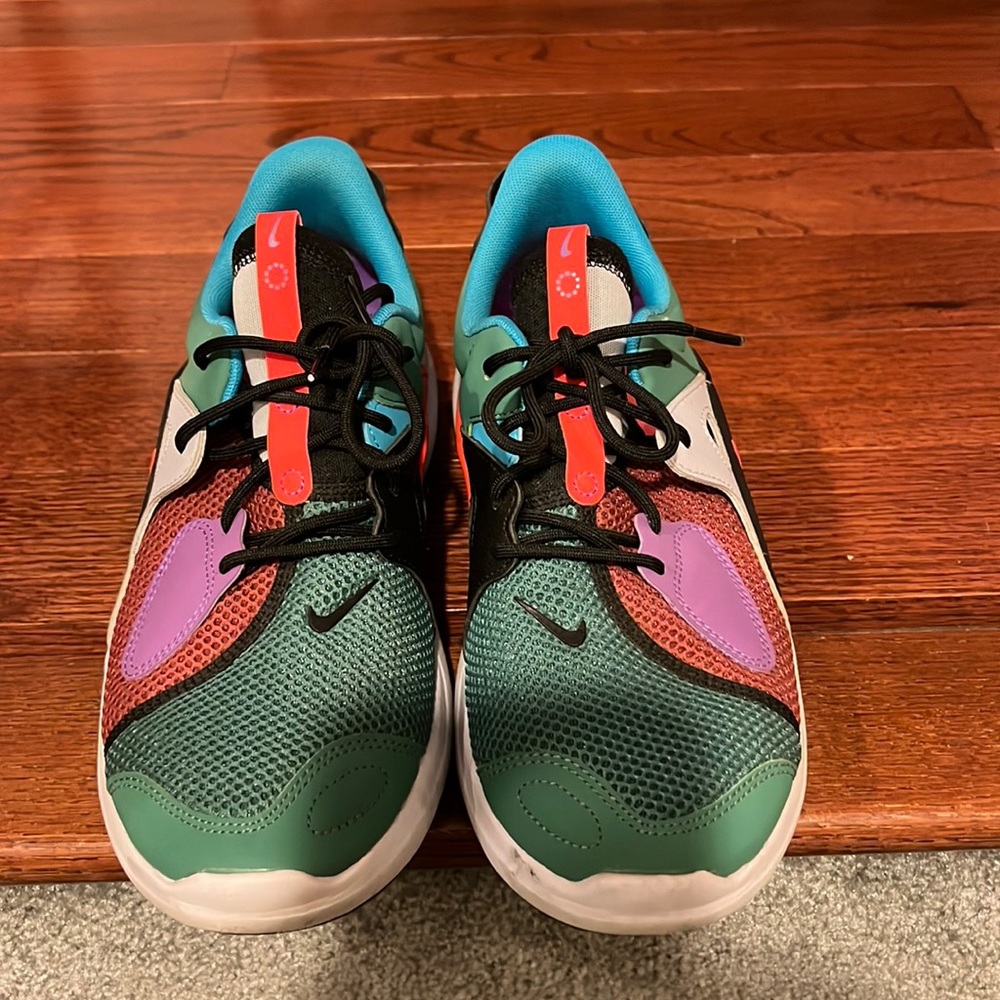 Nike Joy Ride Sneaker